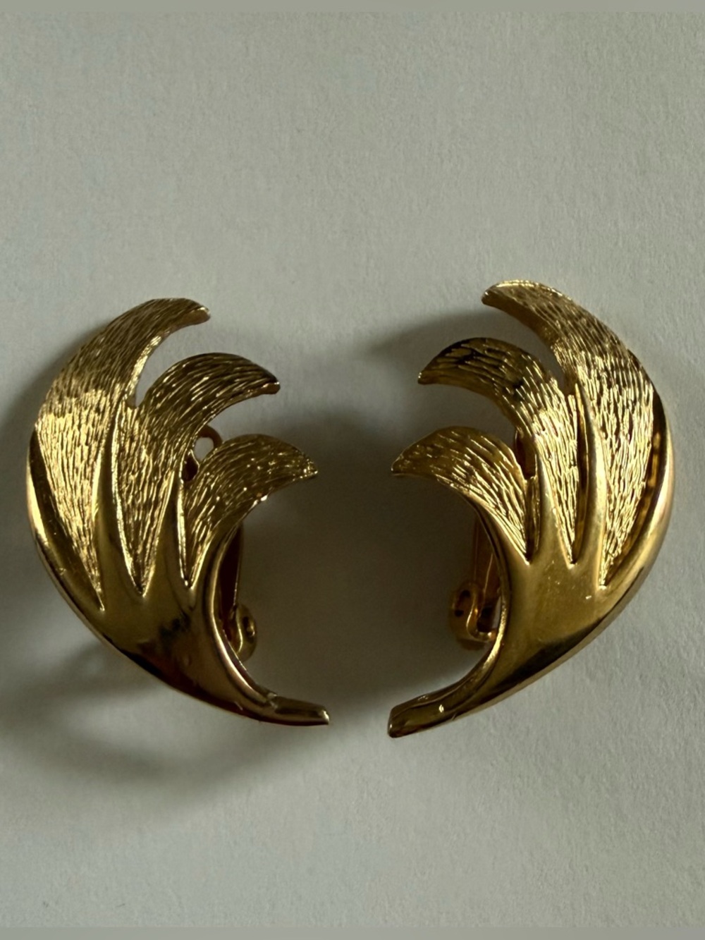 Pastelli Vintage 1960s Gold Tone Brushed Leaf Clip On Earrings Mid Century